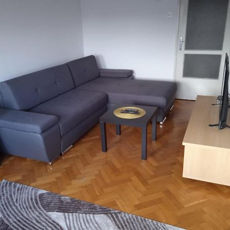 Positivo Apartamento Zagreb Exterior foto